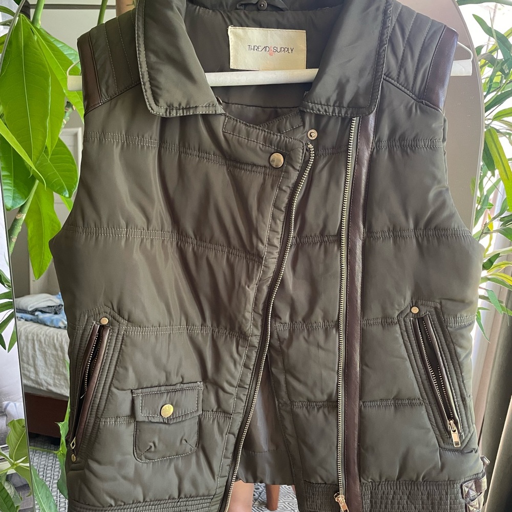 Thread Supply Puffer Vest